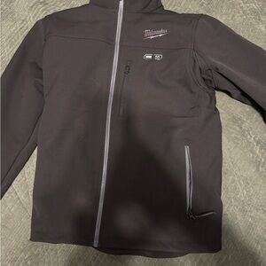 Miluakee heated jacket (L) with one battery